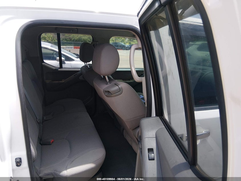 2008 Nissan Frontier VIN 1N6AD07U98C417318 IAAI salvage auction — SIDE, Clear (Hawaii), sold $1,500 on 2026-07-23 (photo 8)