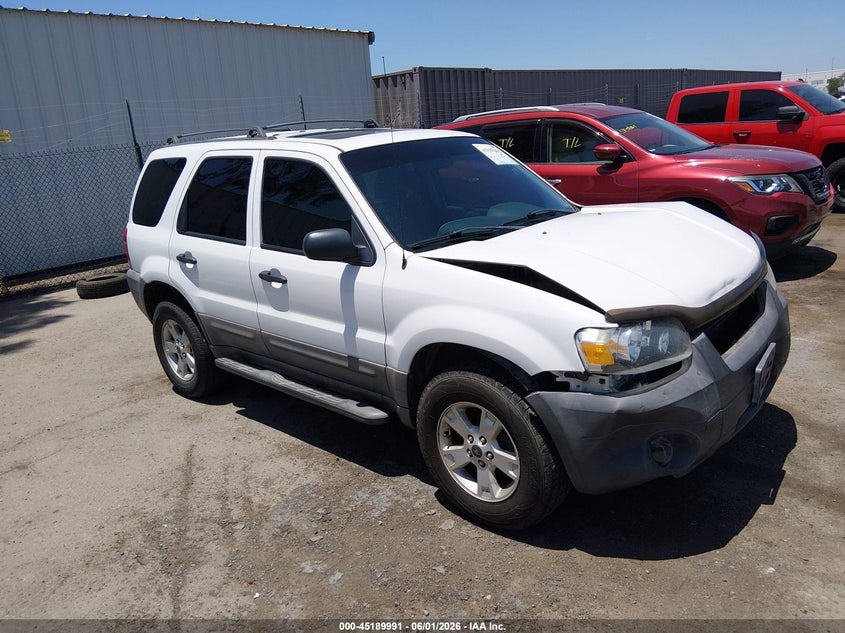 2006 Ford Escape VIN 1FMCU03136KA07054 IAAI salvage auction — FRONT END, Salvage (California), sold $450 on 2026-07-28 (photo 1)