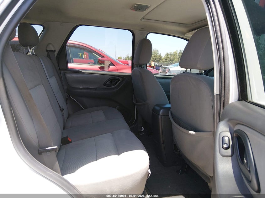 2006 Ford Escape VIN 1FMCU03136KA07054 IAAI salvage auction — FRONT END, Salvage (California), sold $450 on 2026-07-28 (photo 8)