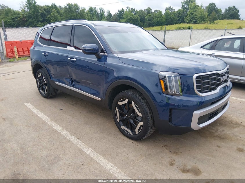 2025 Kia Telluride VIN 5XYP64GC1SG642504 IAAI salvage auction — RIGHT SIDE, Salvage Title, sold $14,300 on 2026-07-23 (photo 1)