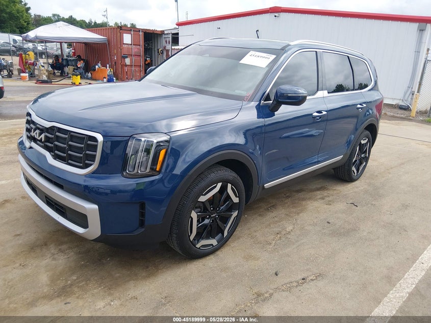 2025 Kia Telluride VIN 5XYP64GC1SG642504 IAAI salvage auction — RIGHT SIDE, Salvage Title, sold $14,300 on 2026-07-23 (photo 2)