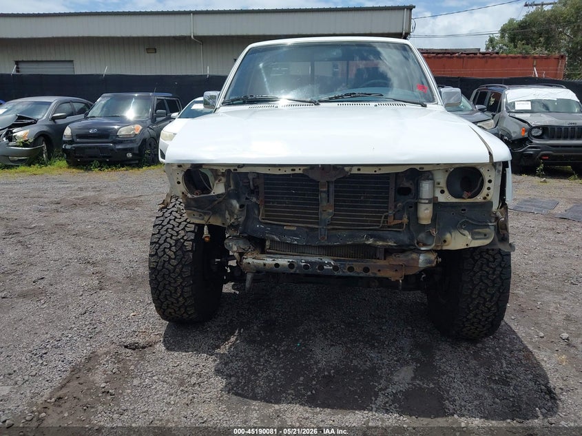 1990 Toyota Pickup VIN JT4VN13G6L5021223 IAAI salvage auction — FRONT END, Salvage (Hawaii), sold $3,200 on 2026-07-14 (photo 6)