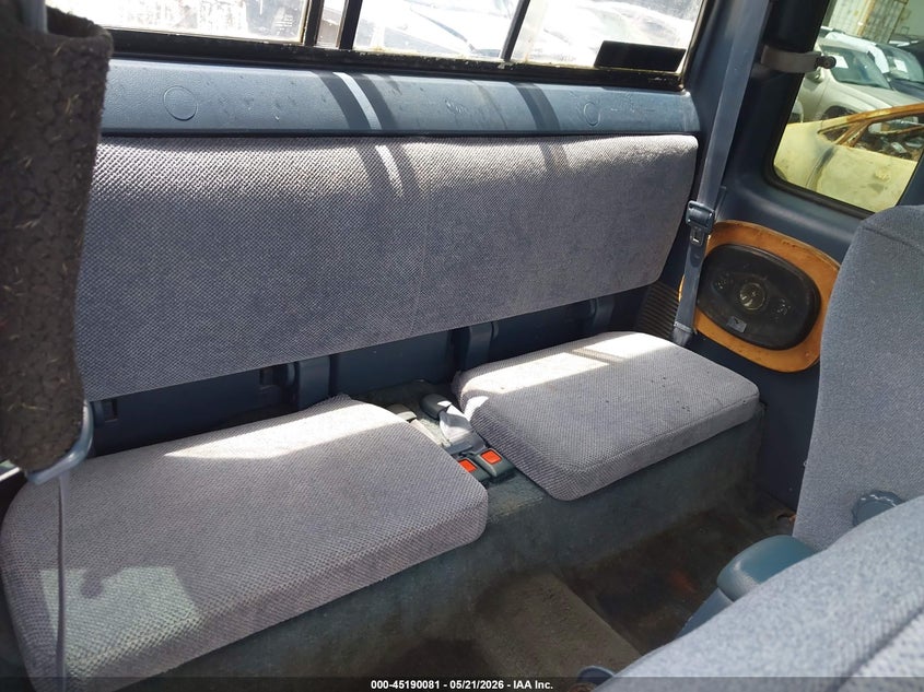 1990 Toyota Pickup VIN JT4VN13G6L5021223 IAAI salvage auction — FRONT END, Salvage (Hawaii), sold $3,200 on 2026-07-14 (photo 8)