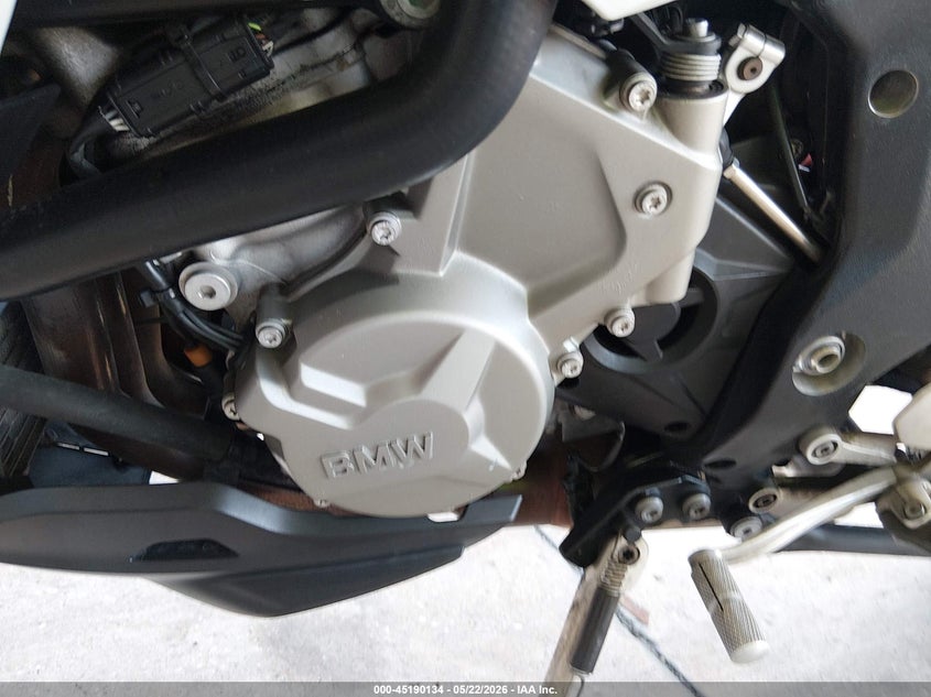 2016 BMW S 1000 VIN WB10D1307GZ463200 IAAI salvage auction — RIGHT SIDE, Original (Texas), sold $3,000 on 2026-07-07 (photo 9)