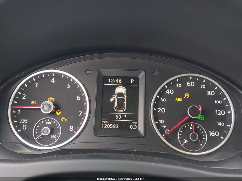 2011 Volkswagen Tiguan VIN WVGBV7AX8BW566353 IAAI salvage auction — NORMAL WEAR, Clear (Texas), sold $500 on 2026-07-14 (photo 7)