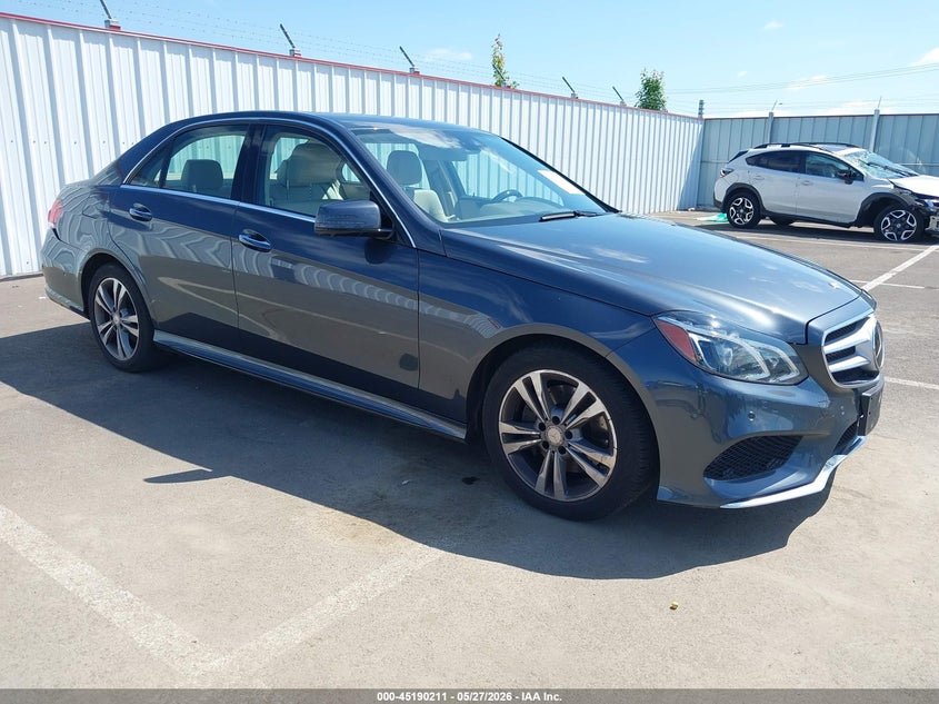 2014 Mercedes-benz E-klasse VIN WDDHF8JB0EA908407 IAAI salvage auction — REAR END, Salvage Title, sold $5,600 on 2026-08-04 (photo 1)
