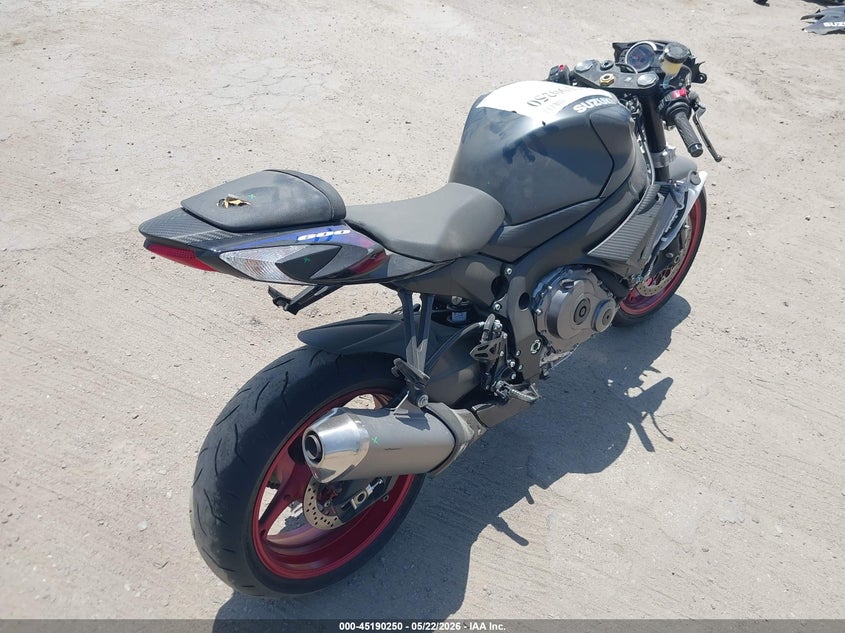 2026 Suzuki Gsx-r VIN JS1GN7FAXT7101075 IAAI salvage auction — LEFT FRONT, Salvage (California), sold $3,600 on 2026-07-15 (photo 4)
