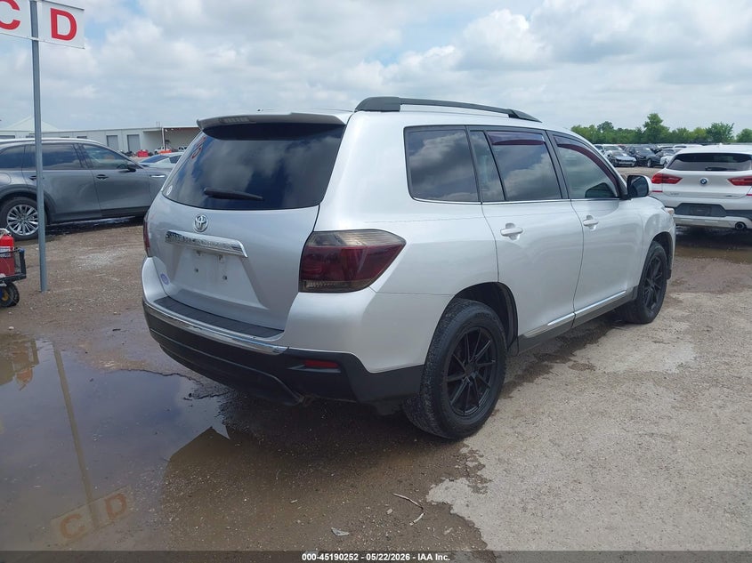 2013 Toyota Highlander VIN 5TDZK3EH8DS102831 IAAI salvage auction — HAIL, Original (Texas), sold $2,275 on 2026-07-20 (photo 4)