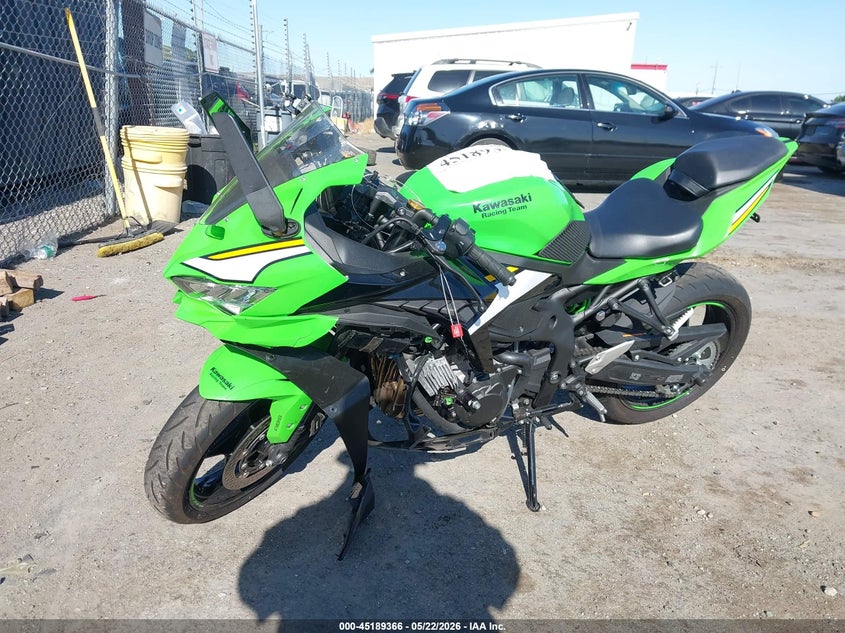 2025 Kawasaki Zx VIN ML5ZXCS14SDA37605 IAAI salvage auction — LEFT SIDE, Salvage (California), sold $1,200 on 2026-07-30 (photo 2)