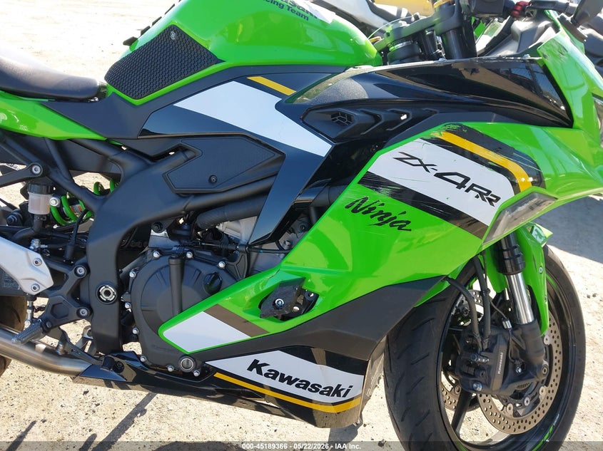 2025 Kawasaki Zx VIN ML5ZXCS14SDA37605 IAAI salvage auction — LEFT SIDE, Salvage (California), sold $1,200 on 2026-07-30 (photo 8)