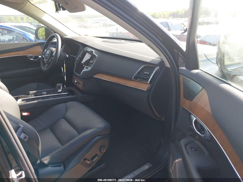 2024 Volvo Xc90 VIN YV4062JE8R1162287 IAAI salvage auction — HAIL, Salvage Title, sold $20,450 on 2026-07-14 (photo 5)