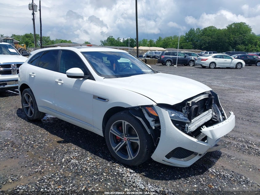 2017 Jaguar F-pace VIN SADCM2BV9HA069494 IAAI salvage auction — FRONT END, Salvage (North Carolina), sold $4,500 on 2026-07-31 (photo 1)