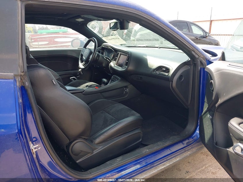 2022 Dodge Challenger VIN 2C3CDZBT4NH230547 IAAI salvage auction — ENGINE DAMAGE, Salvage (Texas), sold $4,500 on 2026-07-31 (photo 5)