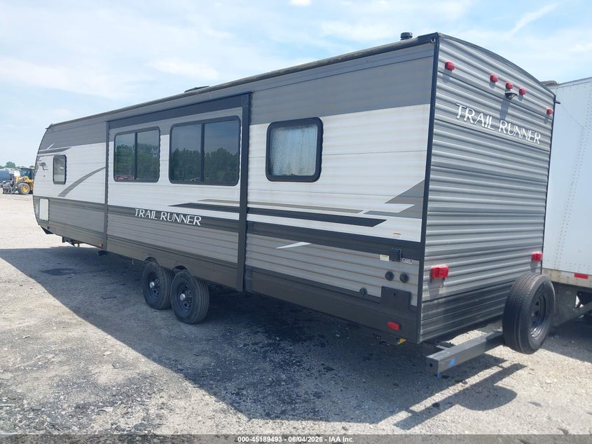 2021 Heartland 31db 1 sli VIN 5SFEB3726ME468930 IAAI salvage auction — ROOF, Salvage (Indiana), sold $6,900 on 2026-07-08 (photo 3)