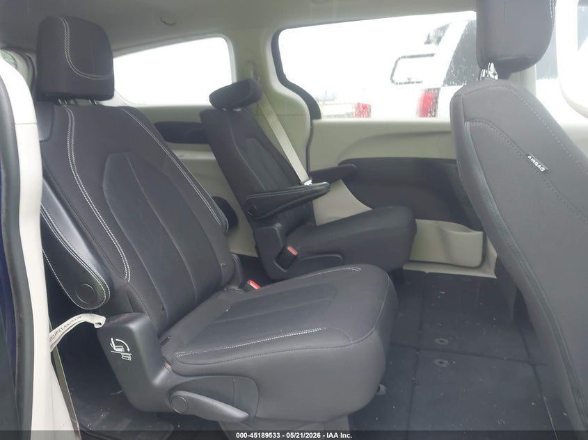 2021 Chrysler Voyager VIN 2C4RC1CG5MR568494 IAAI salvage auction — NORMAL WEAR, SF97 (Oklahoma), sold $12,600 on 2026-07-09 (photo 8)