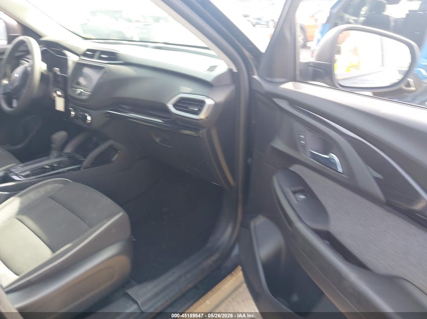 2021 Chevrolet Trailblazer VIN KL79MMS23MB127351 IAAI salvage auction — HAIL, Salvage (Ohio), sold $25 on 2026-07-28 (photo 5)