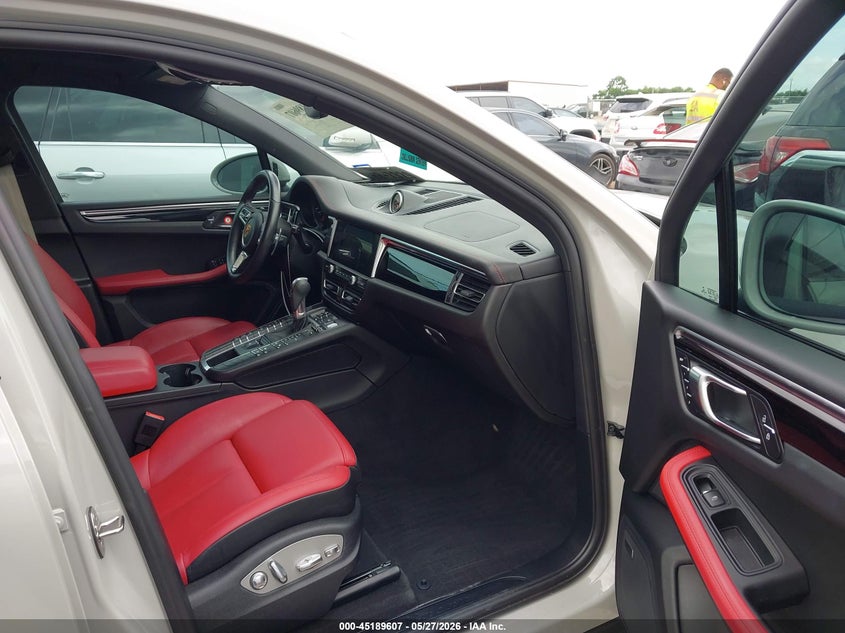 2021 Porsche Macan VIN WP1AA2A55MLB13064 IAAI salvage auction — FRONT END, Original (Texas), sold $23,300 on 2026-07-07 (photo 5)
