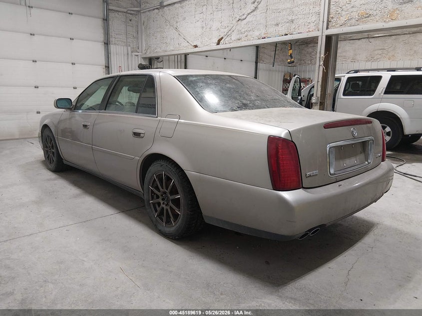 2004 Cadillac Deville VIN 1G6KD54YX4U167865 IAAI salvage auction — NORMAL WEAR, Original (Alaska), sold $600 on 2026-07-10 (photo 3)