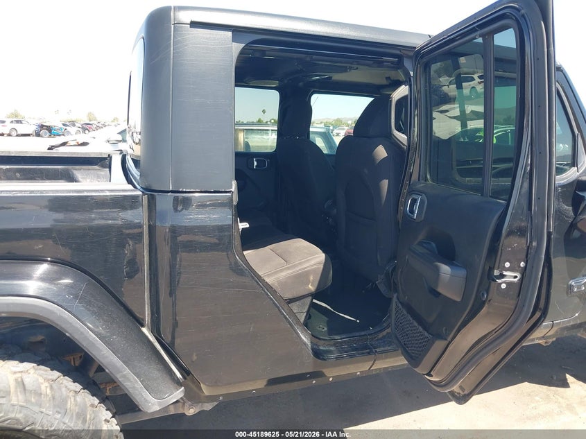 2022 Jeep Gladiator VIN 1C6HJTAG6NL160376 IAAI salvage auction — THEFT, Salvage (Arizona), sold $13,200 on 2026-07-28 (photo 8)