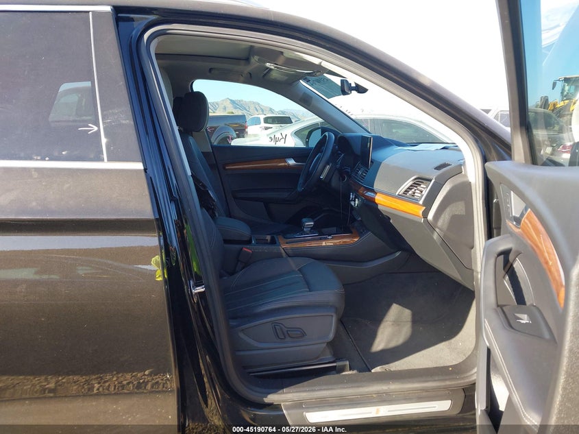 2022 Audi Q5 VIN WA1EAAFY0N2104791 IAAI salvage auction — REAR END, Salvage Title, sold $13,100 on 2026-07-12 (photo 5)