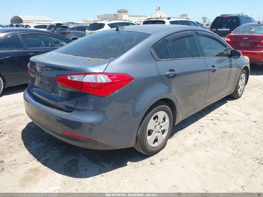 2016 Kia Forte VIN KNAFX4A65G5553916 IAAI salvage auction — NORMAL WEAR, Salvage Title, sold $1,200 on 2026-07-20 (photo 4)