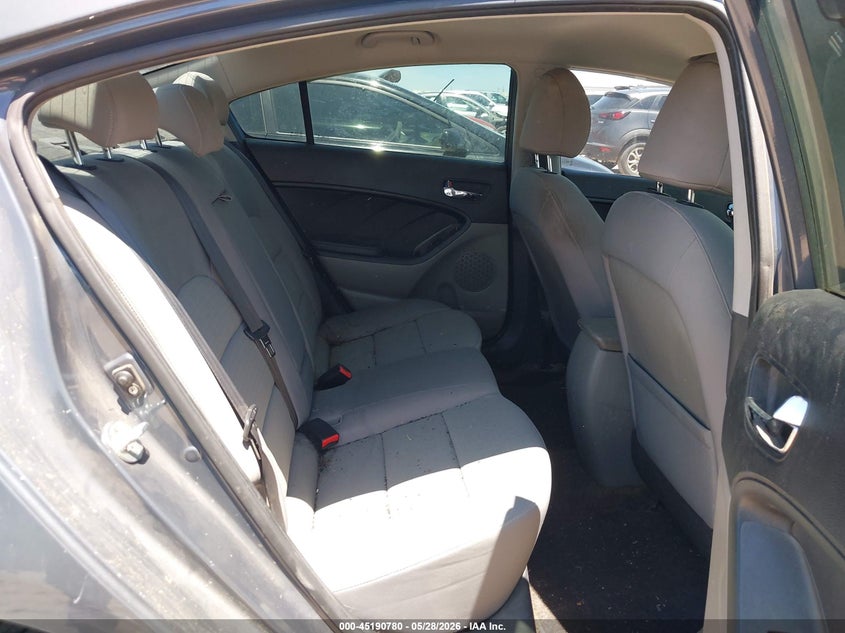 2016 Kia Forte VIN KNAFX4A65G5553916 IAAI salvage auction — NORMAL WEAR, Salvage Title, sold $1,200 on 2026-07-20 (photo 8)