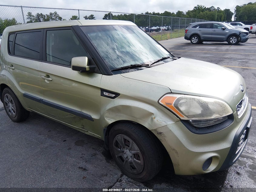 2013 Kia Soul VIN KNDJT2A57D7495117 IAAI salvage auction — RIGHT SIDE, Salvage Title, sold $250 on 2026-07-22 (photo 6)