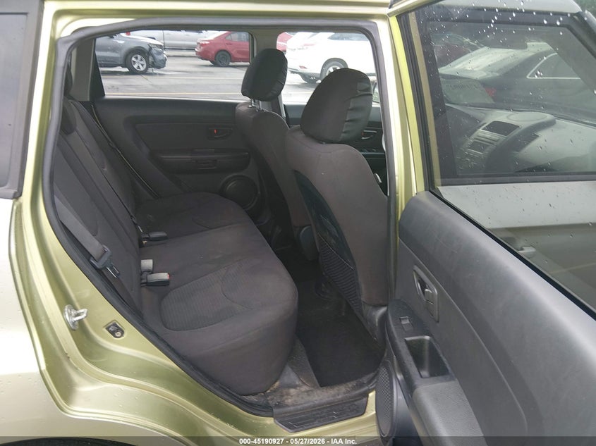 2013 Kia Soul VIN KNDJT2A57D7495117 IAAI salvage auction — RIGHT SIDE, Salvage Title, sold $250 on 2026-07-22 (photo 8)