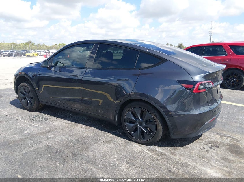 2024 Tesla Model y VIN 7SAYGDEE4RA302562 IAAI salvage auction — RIGHT SIDE, Rebuildable (Florida), sold $7,775 on 2026-07-30 (photo 3)