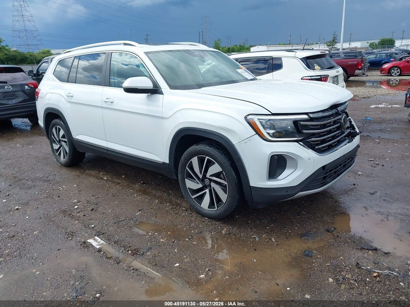 2024 Volkswagen Atlas VIN 1V2BR2CA0RC600803 — IAAI salvage auction photo
