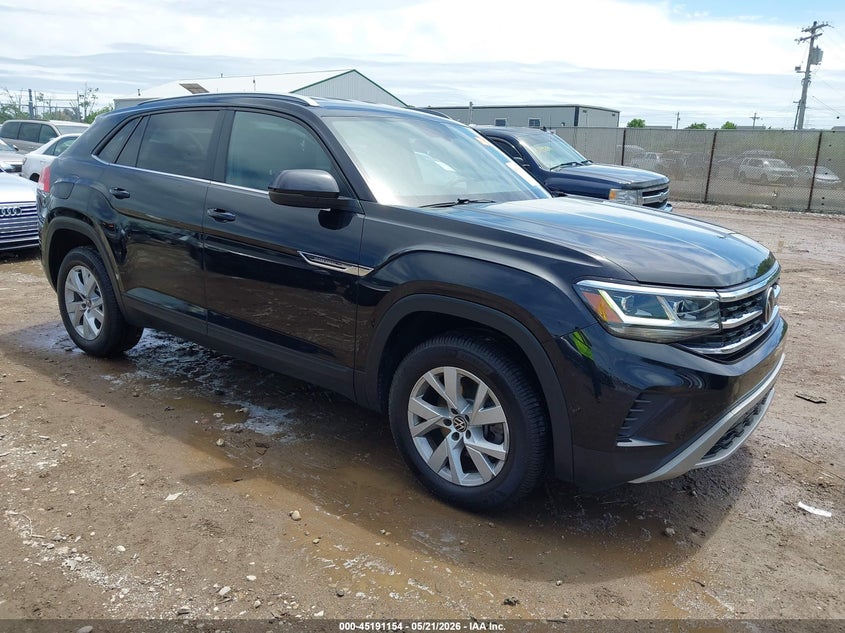 2020 Volkswagen Atlas cross sport VIN 1V2GC2CAXLC202285 IAAI salvage auction — SIDE, Salvage (Ohio), sold $7,700 on 2026-07-09 (photo 1)
