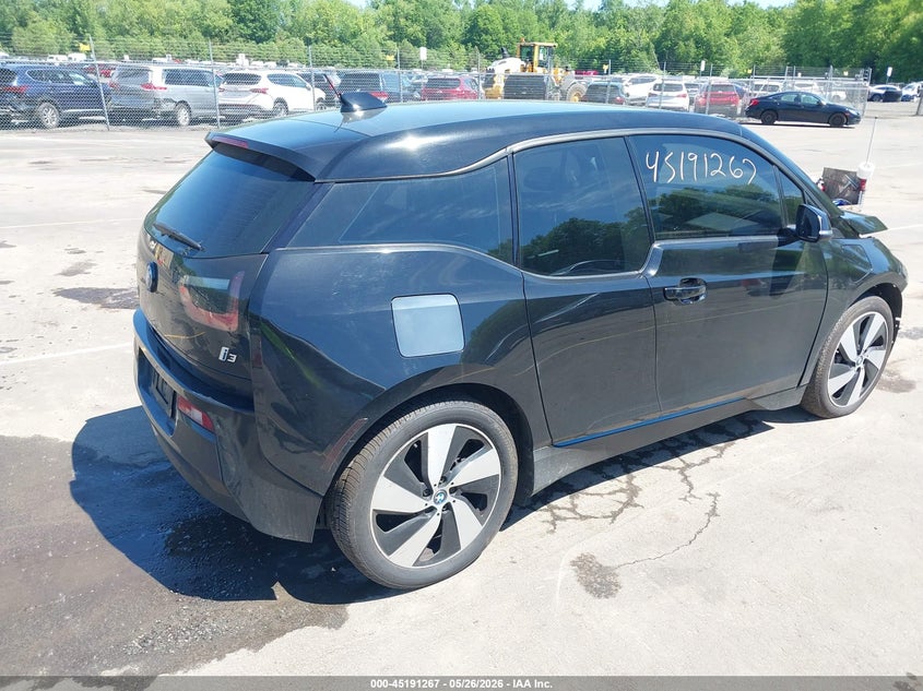 2017 BMW I3 VIN WBY1Z8C33HV893826 IAAI salvage auction — FRONT END, Salvage (Connecticut), sold $3,650 on 2026-07-18 (photo 4)