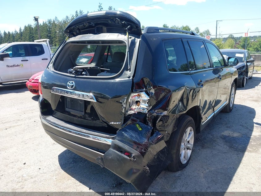 2011 Toyota Highlander VIN 5TDBK3EH2BS063734 IAAI salvage auction — RIGHT SIDE, Bill Of Sale (Washington), sold $1,050 on 2026-07-22 (photo 6)