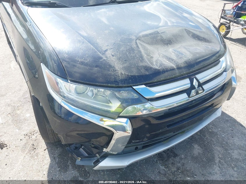 2017 Mitsubishi Outlander VIN JA4AD3A38HZ007282 IAAI salvage auction — NORMAL WEAR, Salvage (Texas), sold $350 on 2026-07-28 (photo 6)