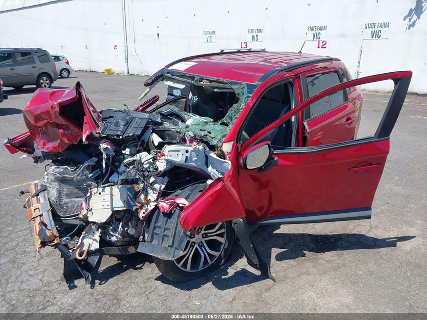 2016 Mitsubishi Outlander VIN JA4AZ3A32GZ038933 IAAI salvage auction — BIO HAZARD, Salvage (Oregon), sold $25 on 2026-07-30 (photo 6)