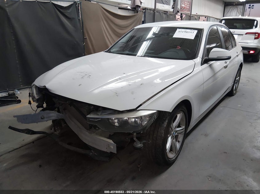 2014 BMW 3er VIN WBA3C1C59EK112676 IAAI salvage auction — FRONT END, Salvage (Arizona), sold $1,050 on 2026-07-28 (photo 2)