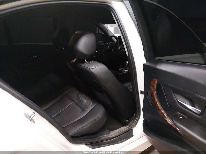 2014 BMW 3er VIN WBA3C1C59EK112676 IAAI salvage auction — FRONT END, Salvage (Arizona), sold $1,050 on 2026-07-28 (photo 8)