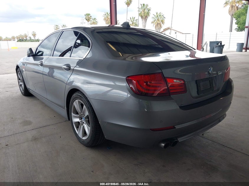 2013 BMW 5er VIN WBAXG5C56DD235061 IAAI salvage auction — RIGHT SIDE, Salvage (California), sold $1,150 on 2026-07-14 (photo 3)