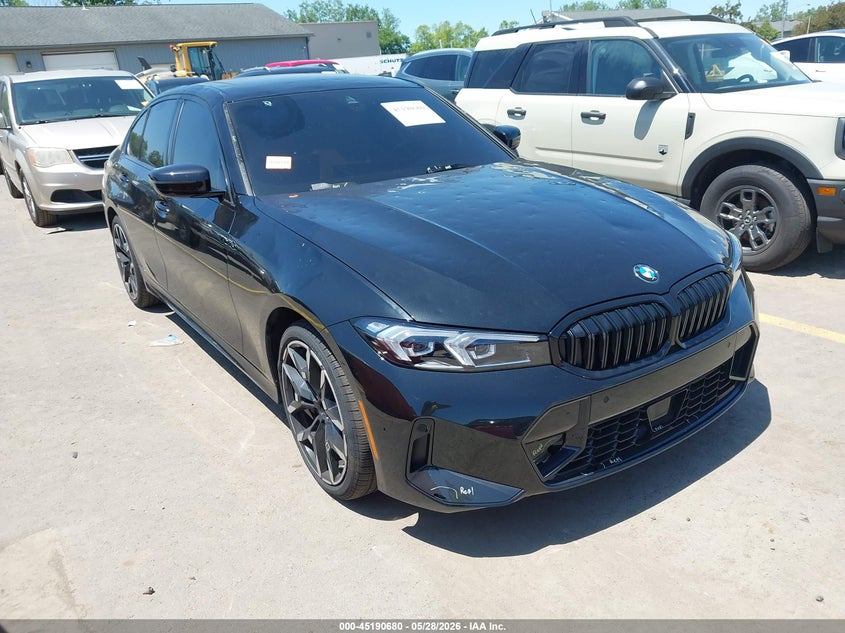 2026 BMW 3er VIN 3MW89CW01T8G10594 IAAI salvage auction — HAIL, Salvage Title, sold $17,600 on 2026-07-30 (photo 1)
