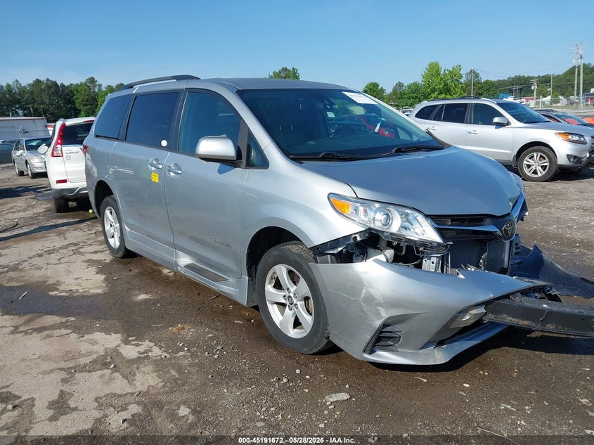 2020 Toyota Sienna VIN 5TDKZ3DCXLS049521 IAAI salvage auction — FRONT END, Salvage (Virginia), sold $7,100 on 2026-07-31 (photo 1)