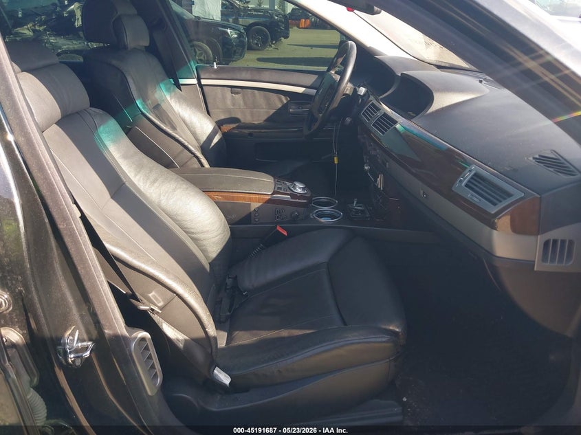 2005 BMW 7er VIN WBAGN63515DS56218 IAAI salvage auction — UNKNOWN, Rebuildable (Florida), sold $475 on 2026-07-14 (photo 5)