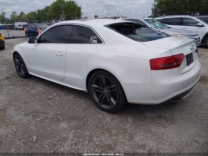 2010 Audi S5 VIN WAUVVAFR8AA065304 IAAI salvage auction — HAIL, Clear (Missouri), sold $525 on 2026-07-13 (photo 3)