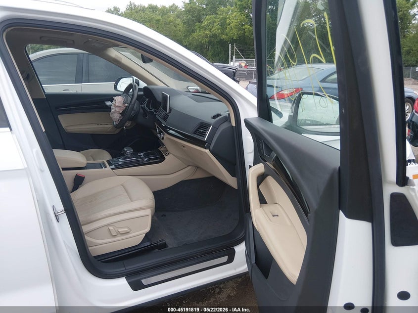 2019 Audi Q5 VIN WA1BNAFY6K2046284 IAAI salvage auction — FRONT END, Salvage (Indiana), sold $6,300 on 2026-07-29 (photo 5)