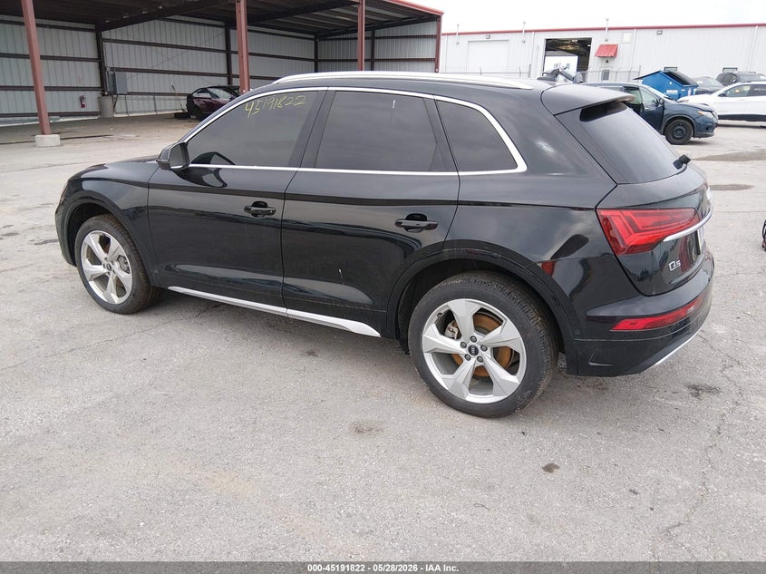 2021 Audi Q5 VIN WA1CAAFY0M2027068 IAAI salvage auction — WATER/FLOOD, Salvage Title, sold $8,250 on 2026-07-30 (photo 3)