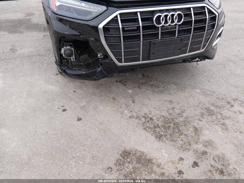 2021 Audi Q5 VIN WA1CAAFY0M2027068 IAAI salvage auction — WATER/FLOOD, Salvage Title, sold $8,250 on 2026-07-30 (photo 6)
