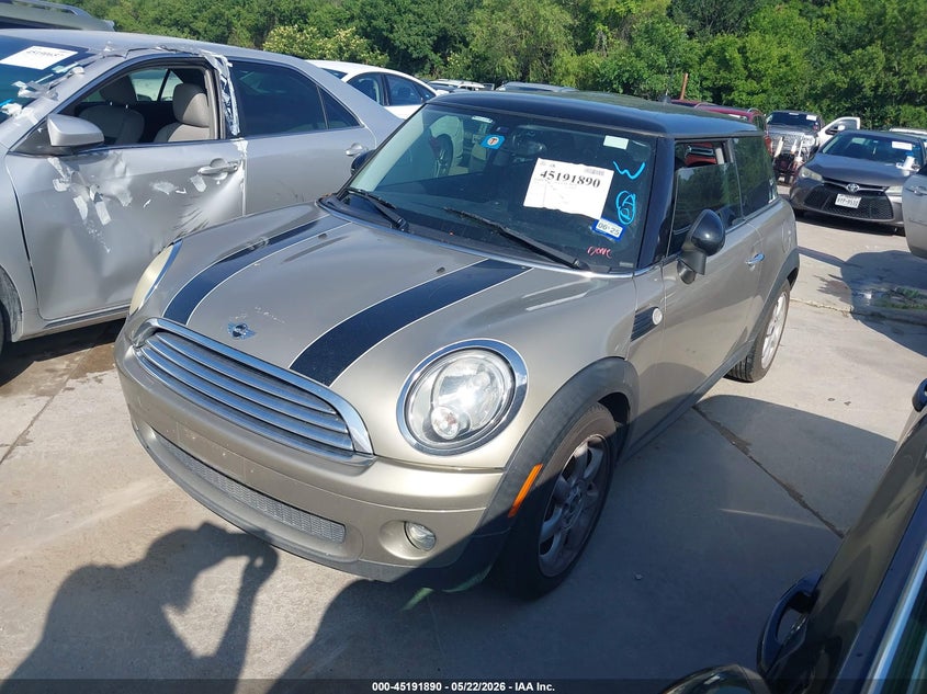 2009 Mini Cooper VIN WMWMF33509TW76918 IAAI salvage auction — NORMAL WEAR, Original (Texas), sold $500 on 2026-07-20 (photo 2)