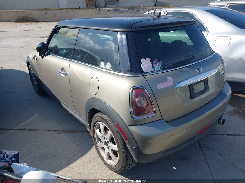 2009 Mini Cooper VIN WMWMF33509TW76918 IAAI salvage auction — NORMAL WEAR, Original (Texas), sold $500 on 2026-07-20 (photo 3)