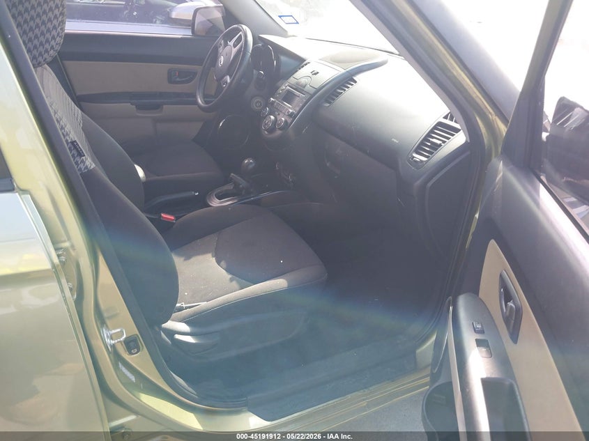 2011 Kia Soul VIN KNDJT2A26B7292352 IAAI salvage auction — NORMAL WEAR, Original (Texas), sold $200 on 2026-07-13 (photo 5)
