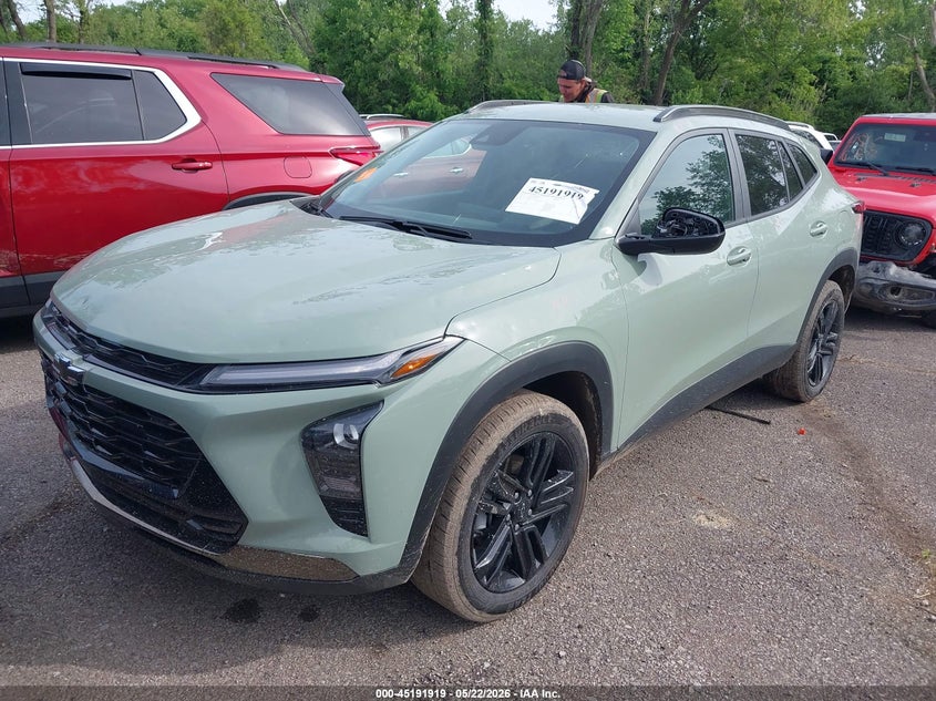 2025 Chevrolet Trax VIN KL77LKEP1SC140614 IAAI salvage auction — WATER/FLOOD, Salvage (Ohio), sold $4,000 on 2026-07-21 (photo 2)