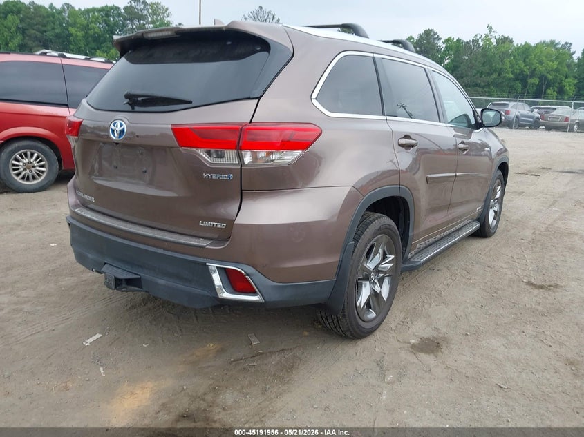 2017 Toyota Highlander VIN 5TDDGRFH8HS021332 IAAI salvage auction — LEFT SIDE, Salvage (Virginia), sold $10,450 on 2026-07-17 (photo 4)